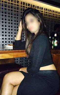 Pihu escort services in Ahmedabad top class escorts service in ahmedabad