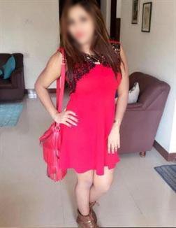 Pinky 22 year female call girls in ahmedabad