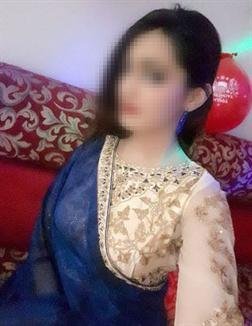 Riya 22 year female call girls in ahmedabad